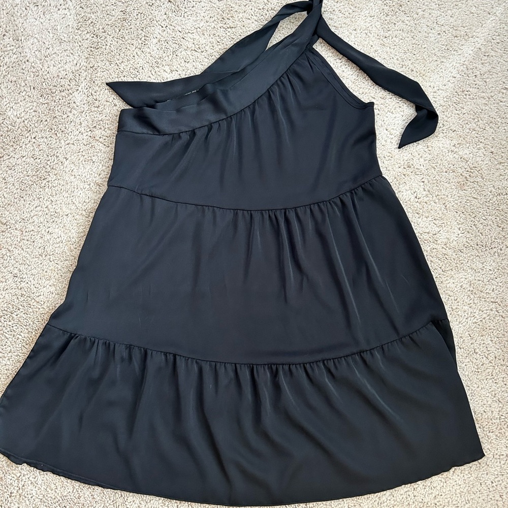 Elegant Black One-Shoulder Dress
